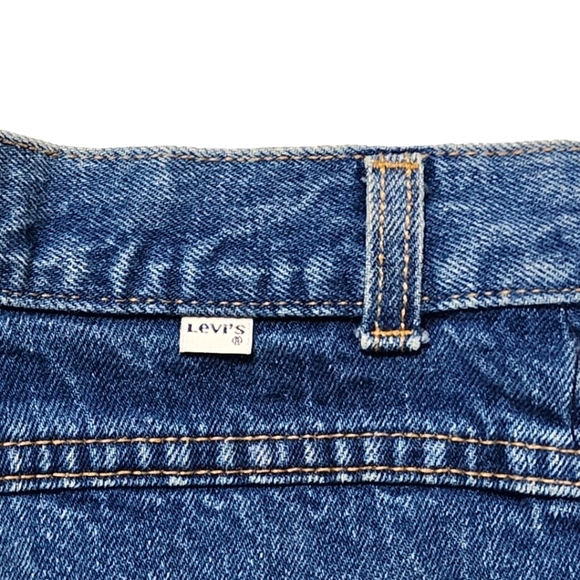 Levi's Size 10 Hi-Rise Pleated Slim Jeans Vintage Blue - Picture 2 of 6